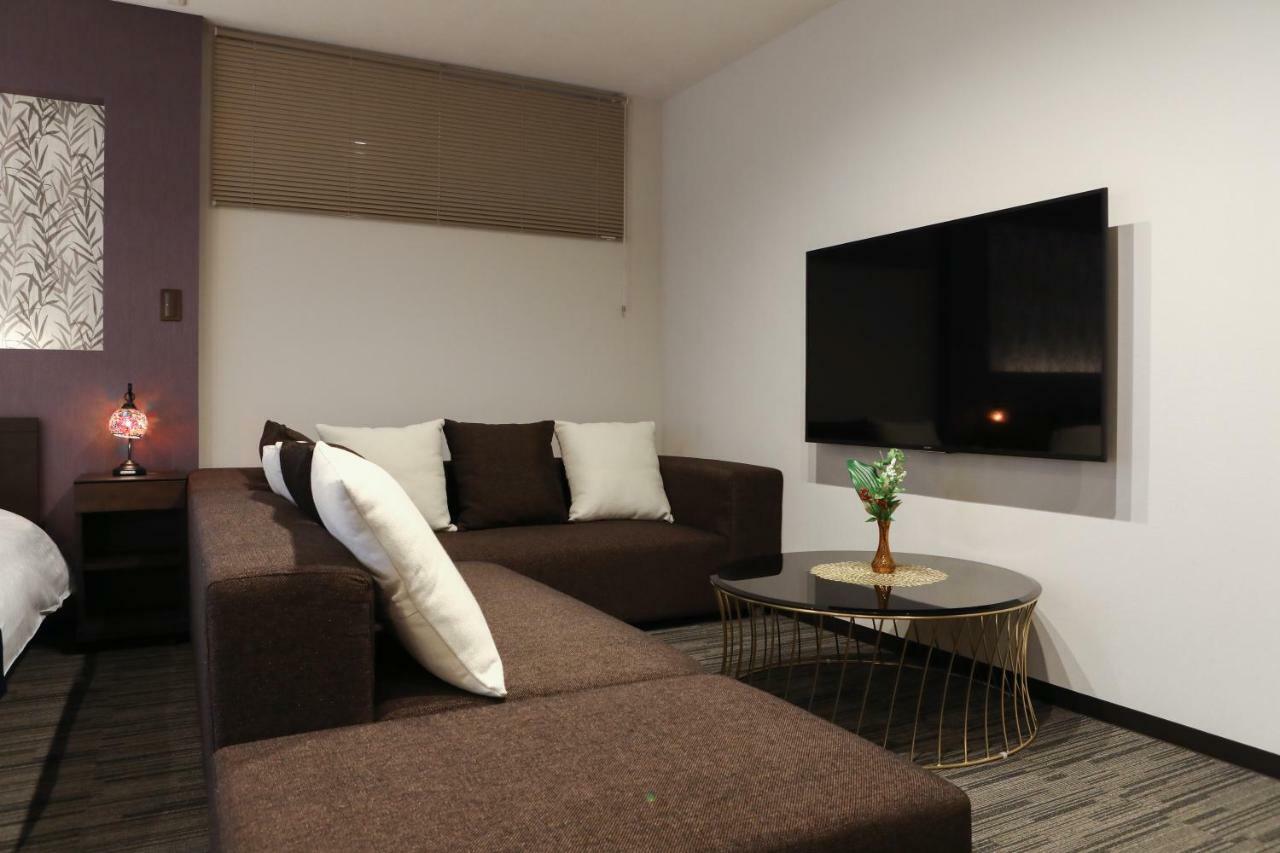 Grand Base Hakata Aparthotel Fukuoka  Eksteriør bilde